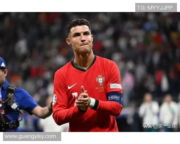 足球历史十大巨星盘点 每一位都是传奇的创造者